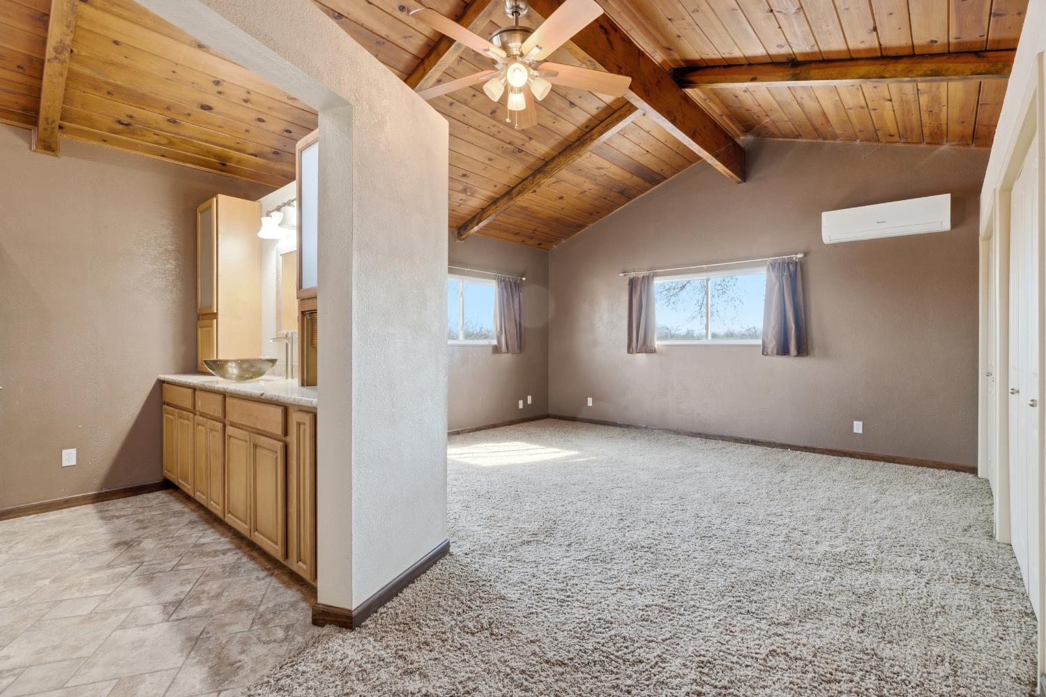 4224 Griffin Rd, Hughson, CA 95326