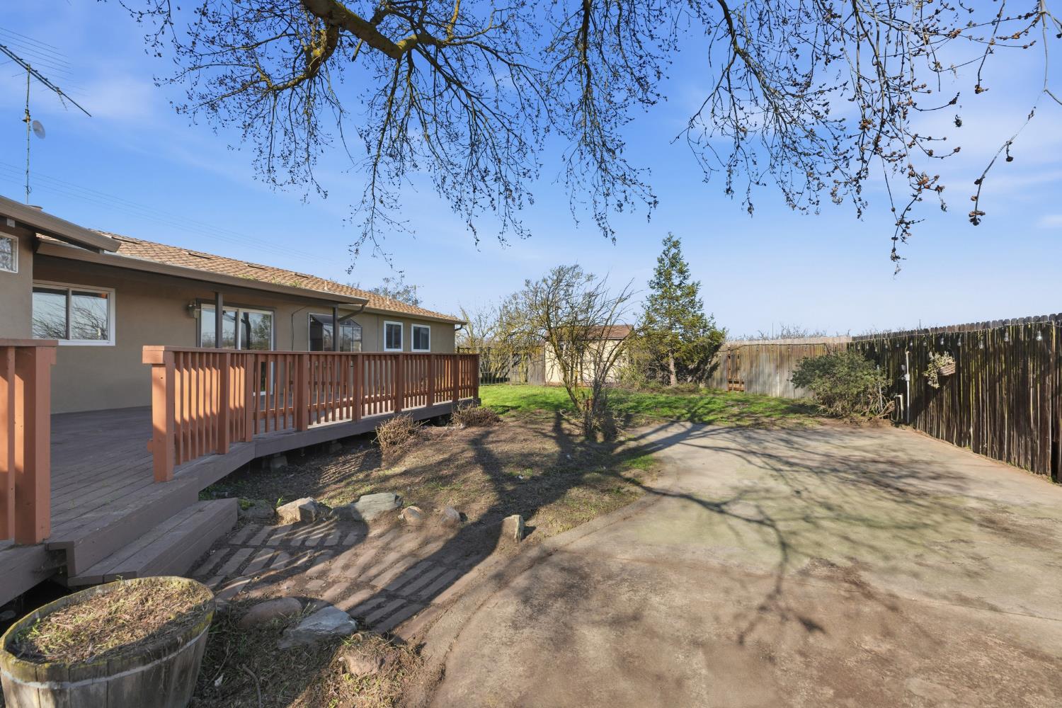 4224 Griffin Rd, Hughson, CA 95326