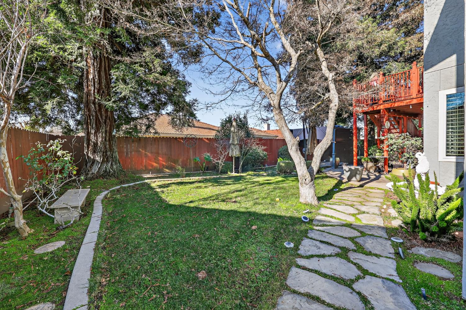 917 Amador, Chowchilla, CA 93610