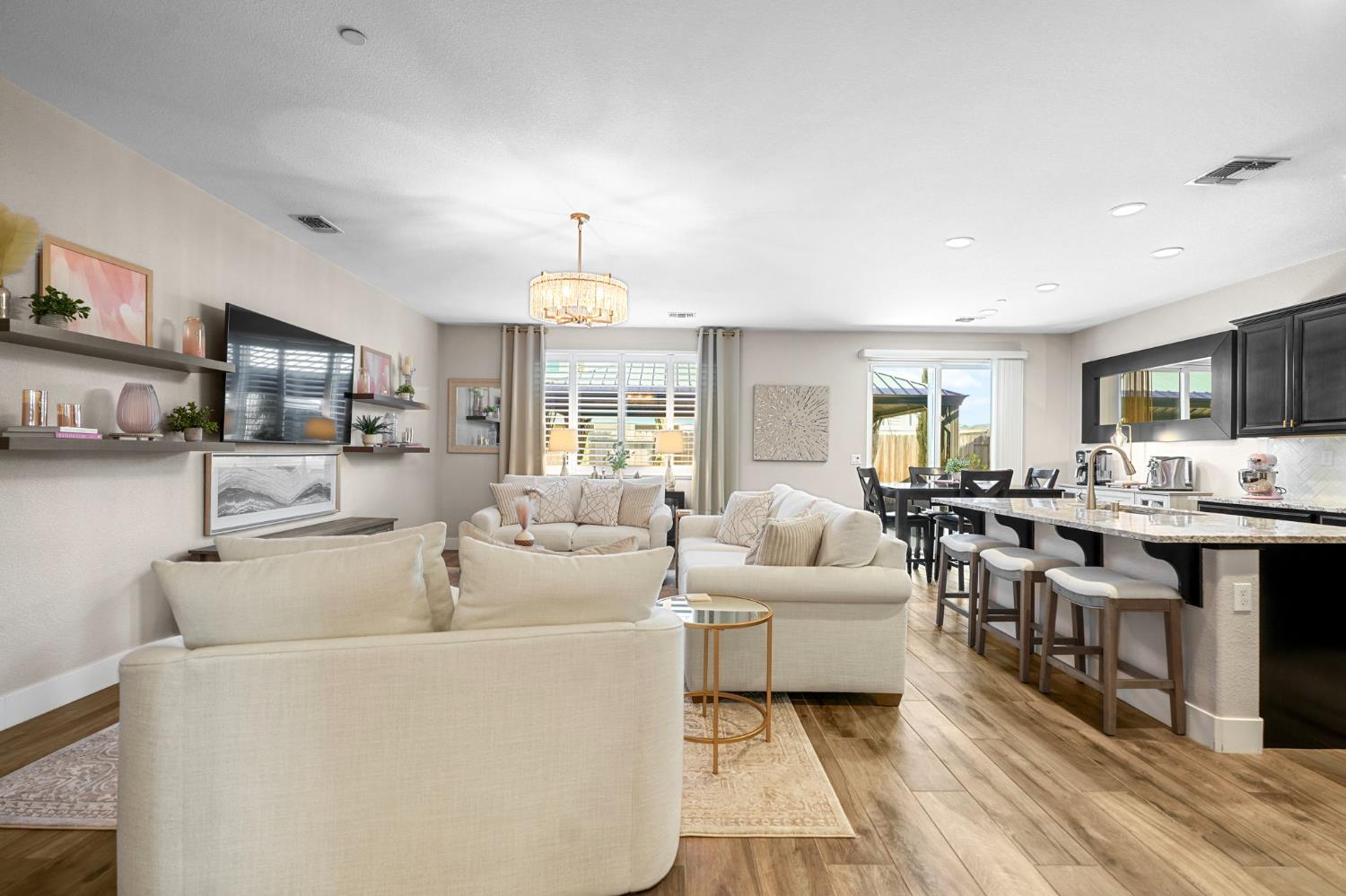 1642 Mcmanis Ln, Ripon, CA 95366