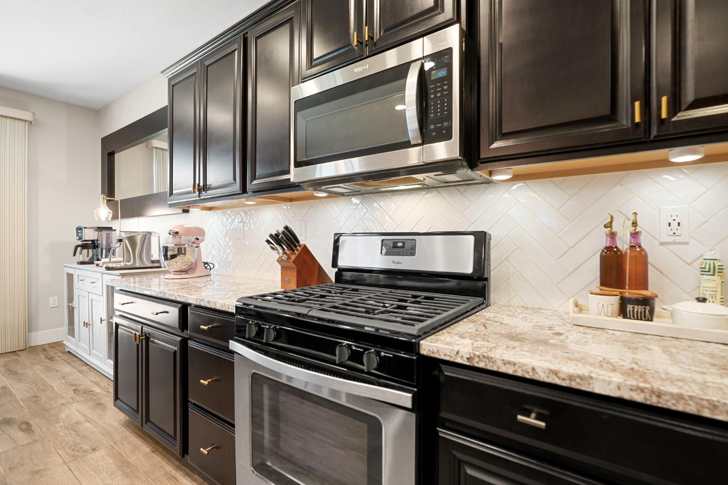 1642 Mcmanis Ln, Ripon, CA 95366