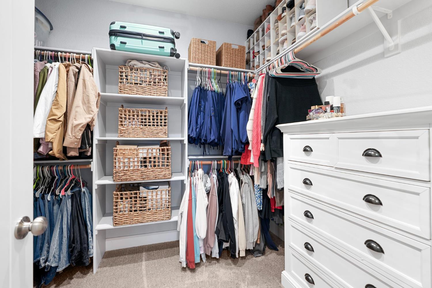 1642 Mcmanis Ln, Ripon, CA 95366