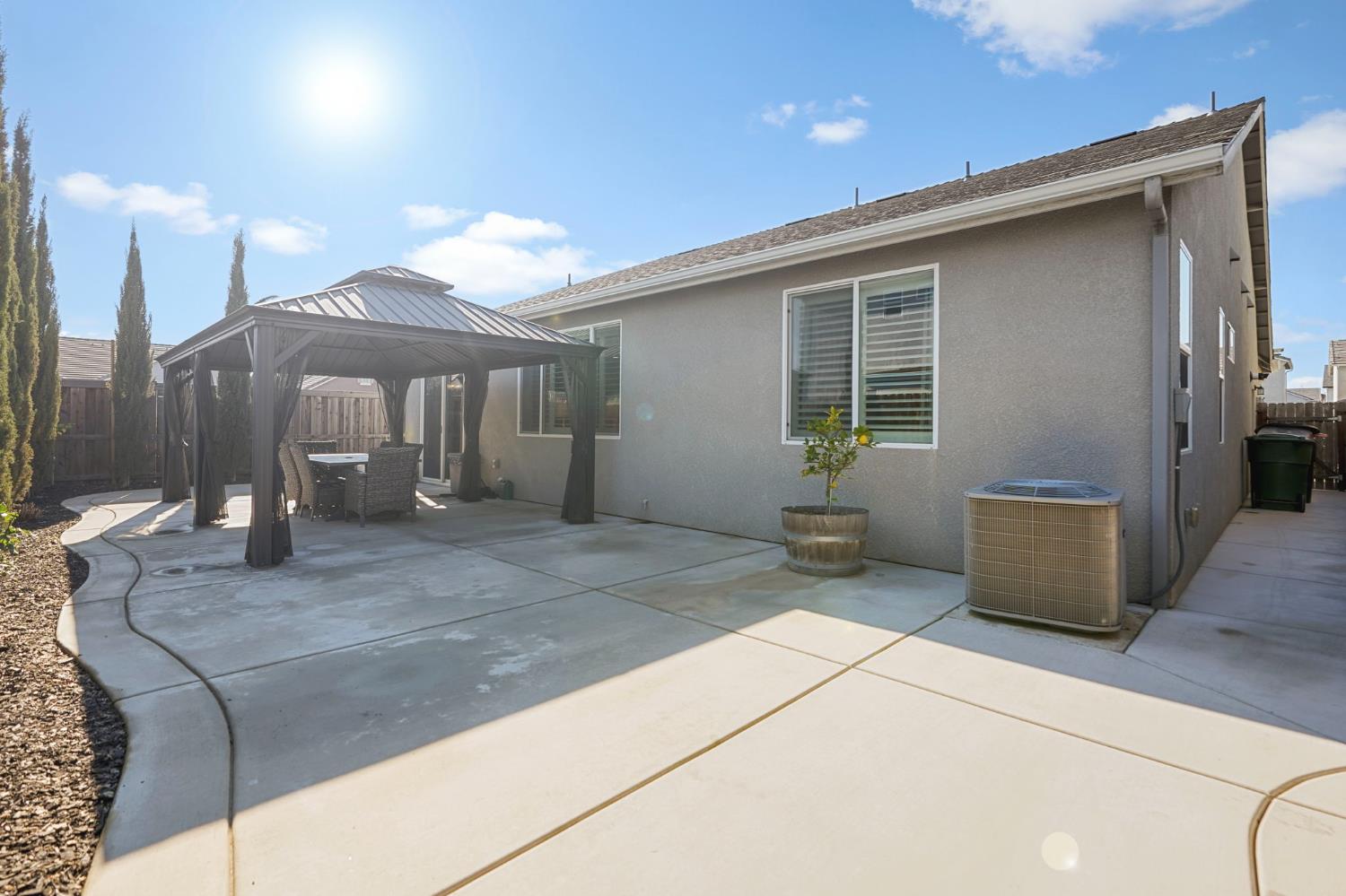 1642 Mcmanis Ln, Ripon, CA 95366