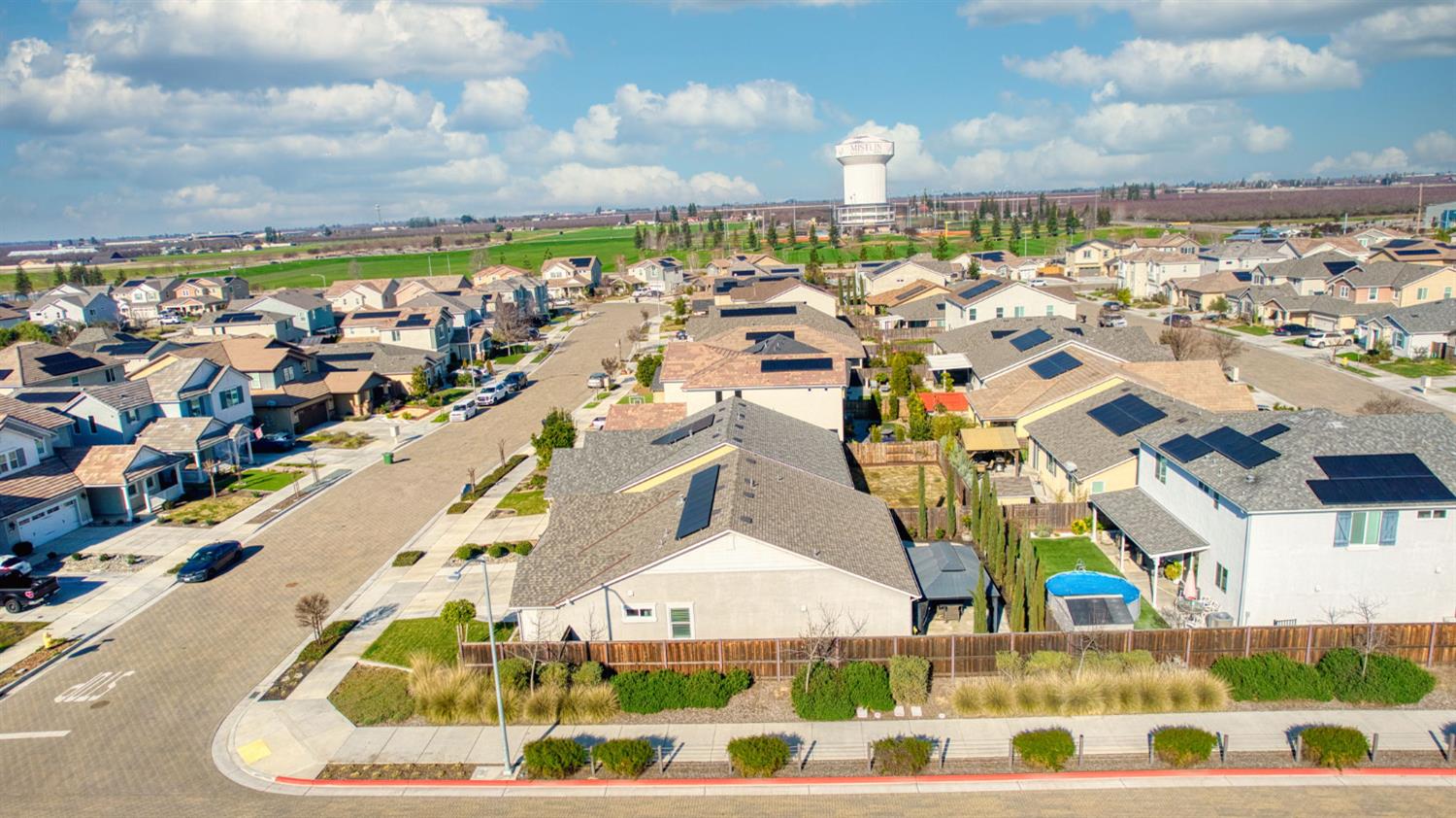 1642 Mcmanis Ln, Ripon, CA 95366