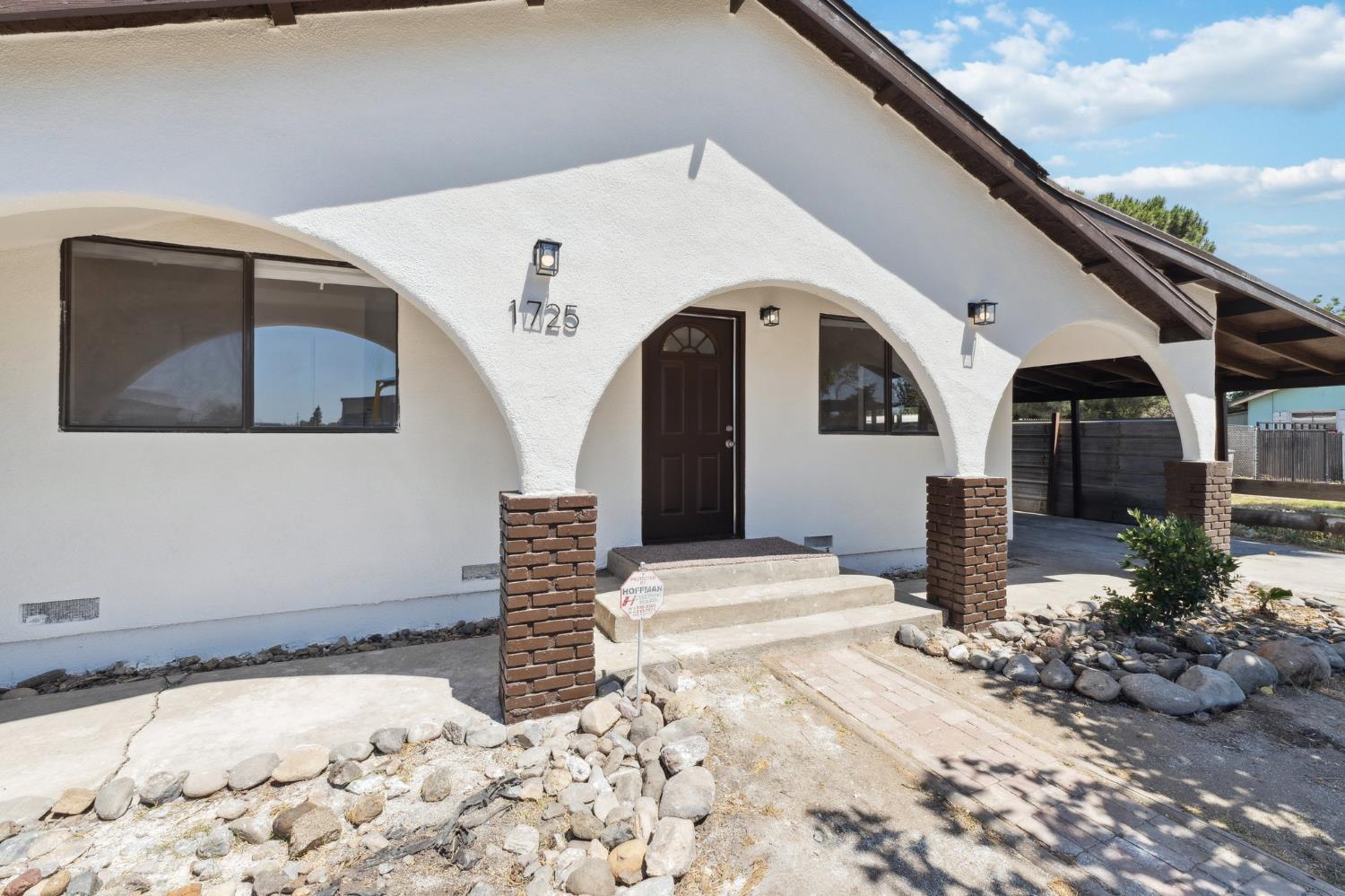 1725 California Ave, Dos Palos, CA 93620