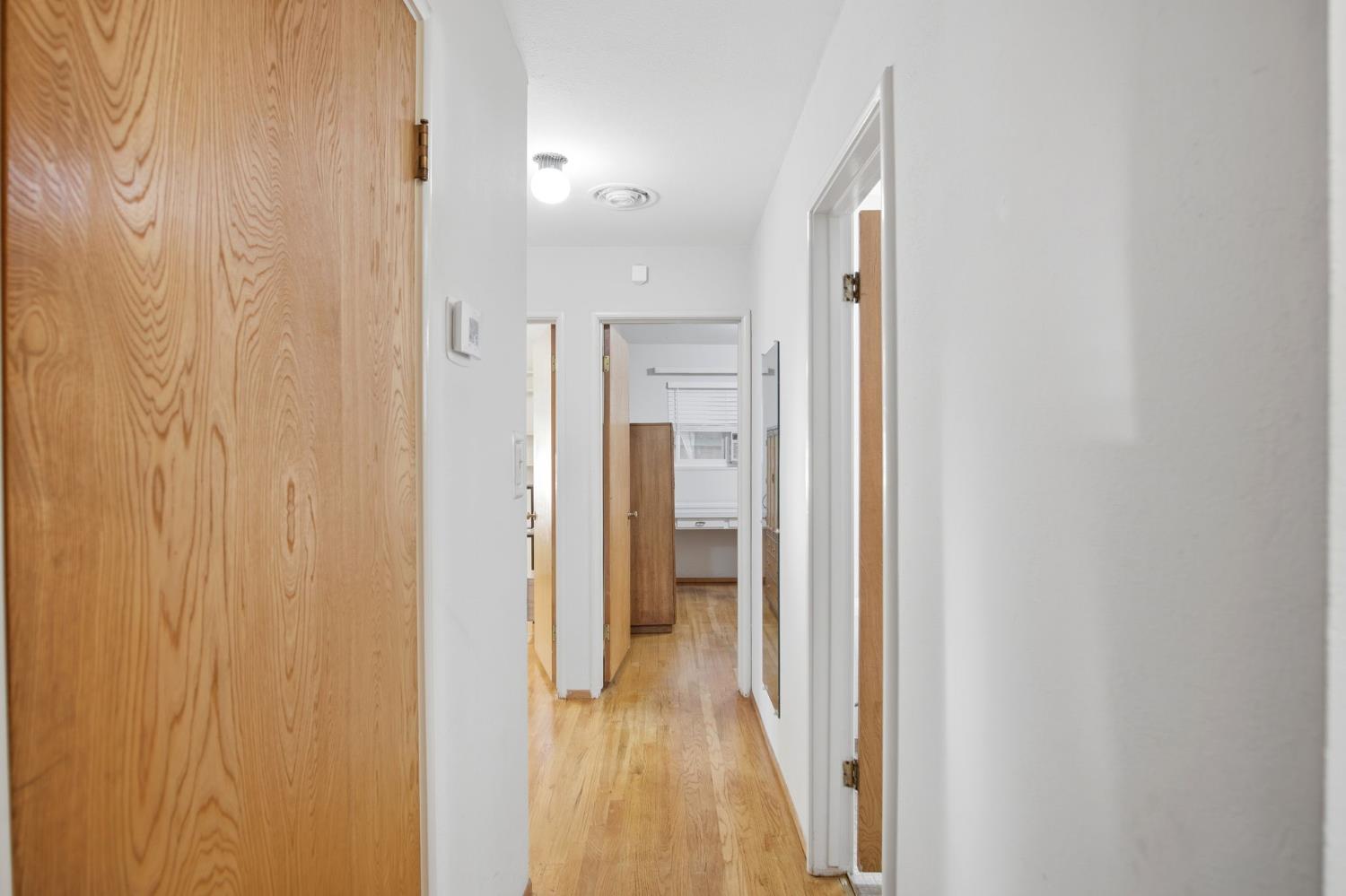 1402 W Orangeburg Ave, Modesto, CA 95350