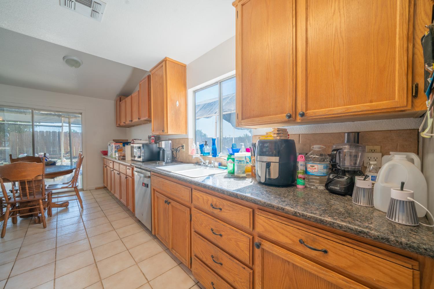 19893 Lucas Ct, Hilmar, CA 95324