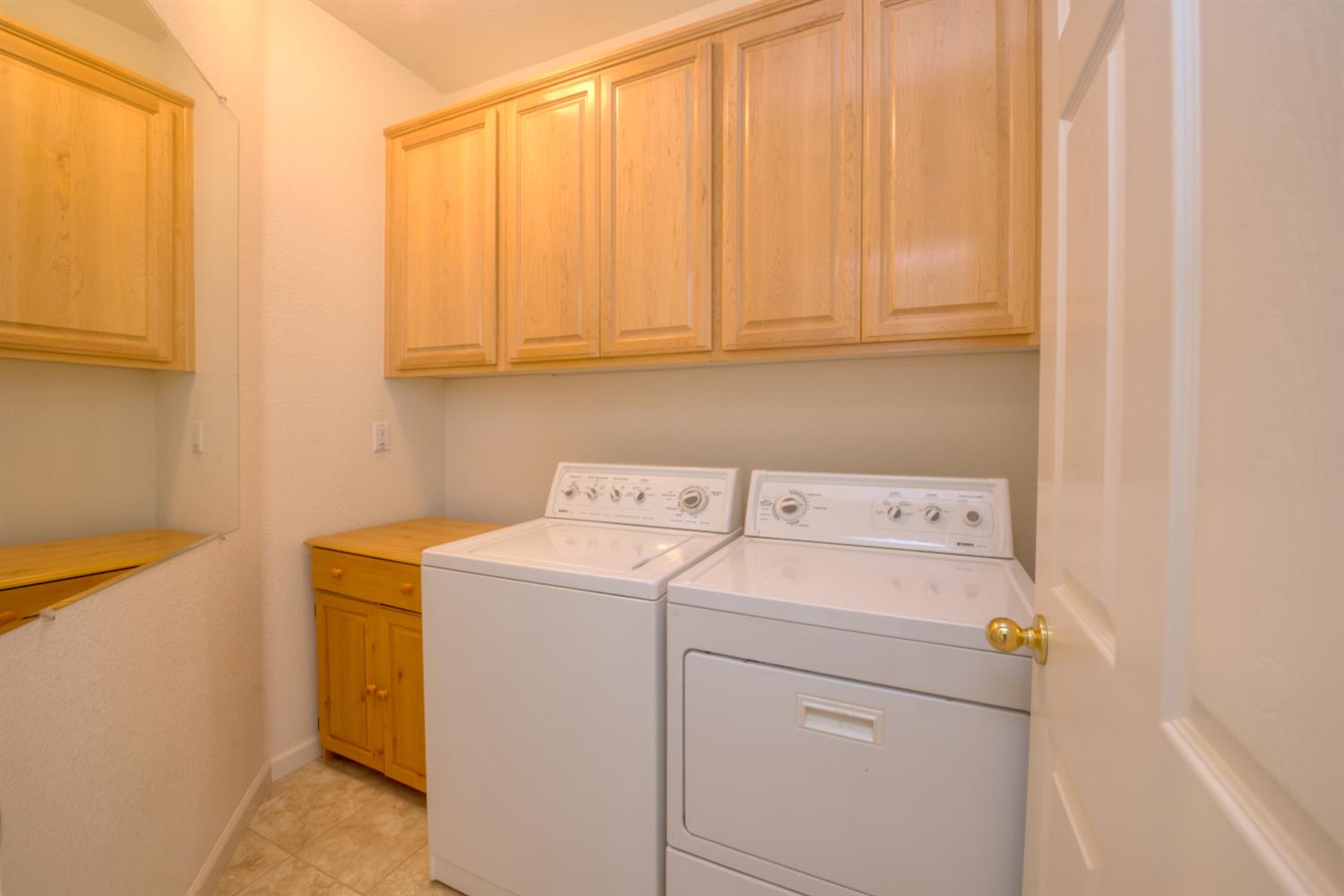 20516 Sarazen Ln, Patterson, CA 95363