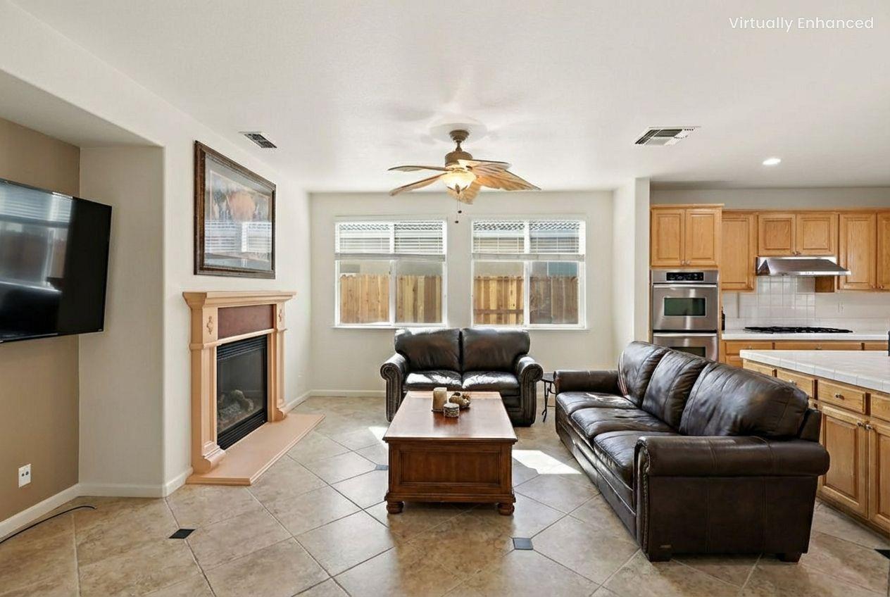 14510 Spyglass Cir, Chowchilla, CA 93610