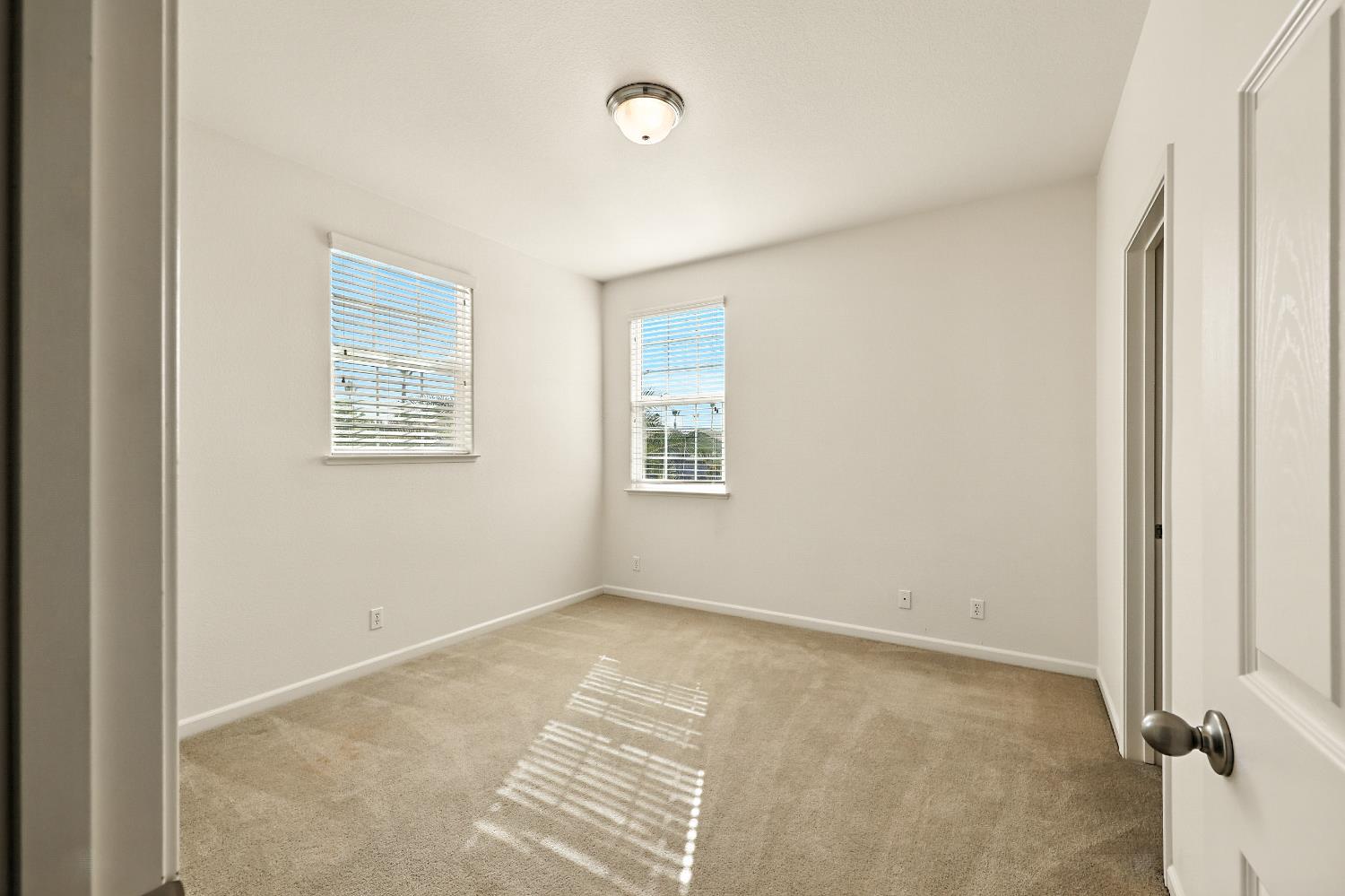 14510 Spyglass Cir, Chowchilla, CA 93610