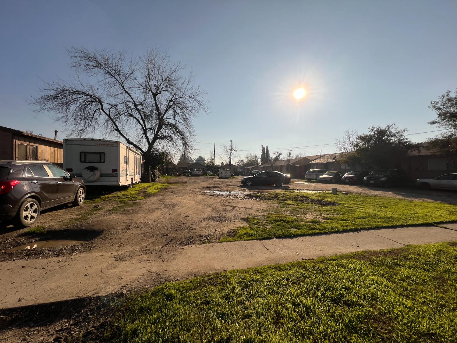 1202 South Ave, Modesto, CA 95351