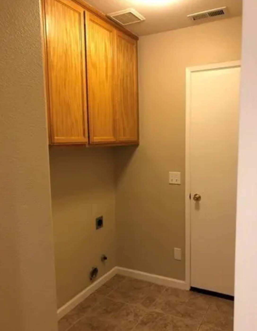 1787 Edgewood Ct, Merced, CA 95340