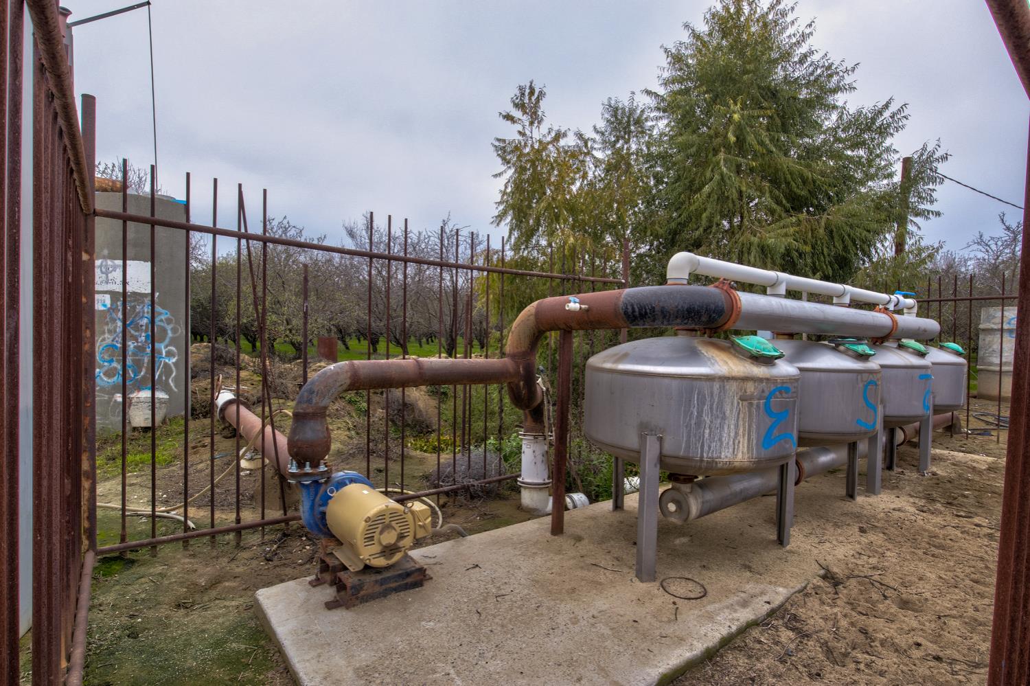 0 W Cable St, Earlimart, CA 93219