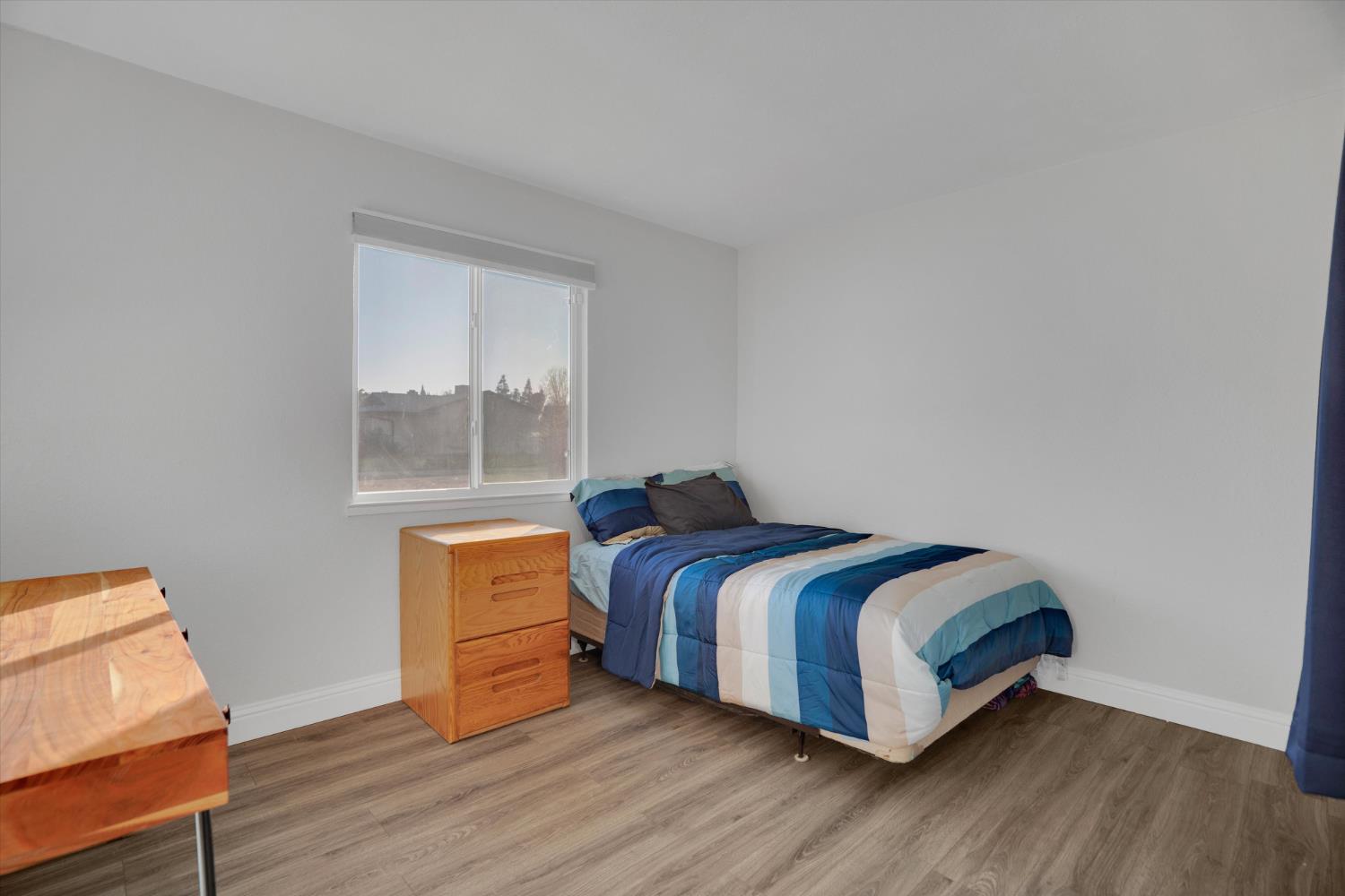 1323 ghia, Manteca, CA 95337