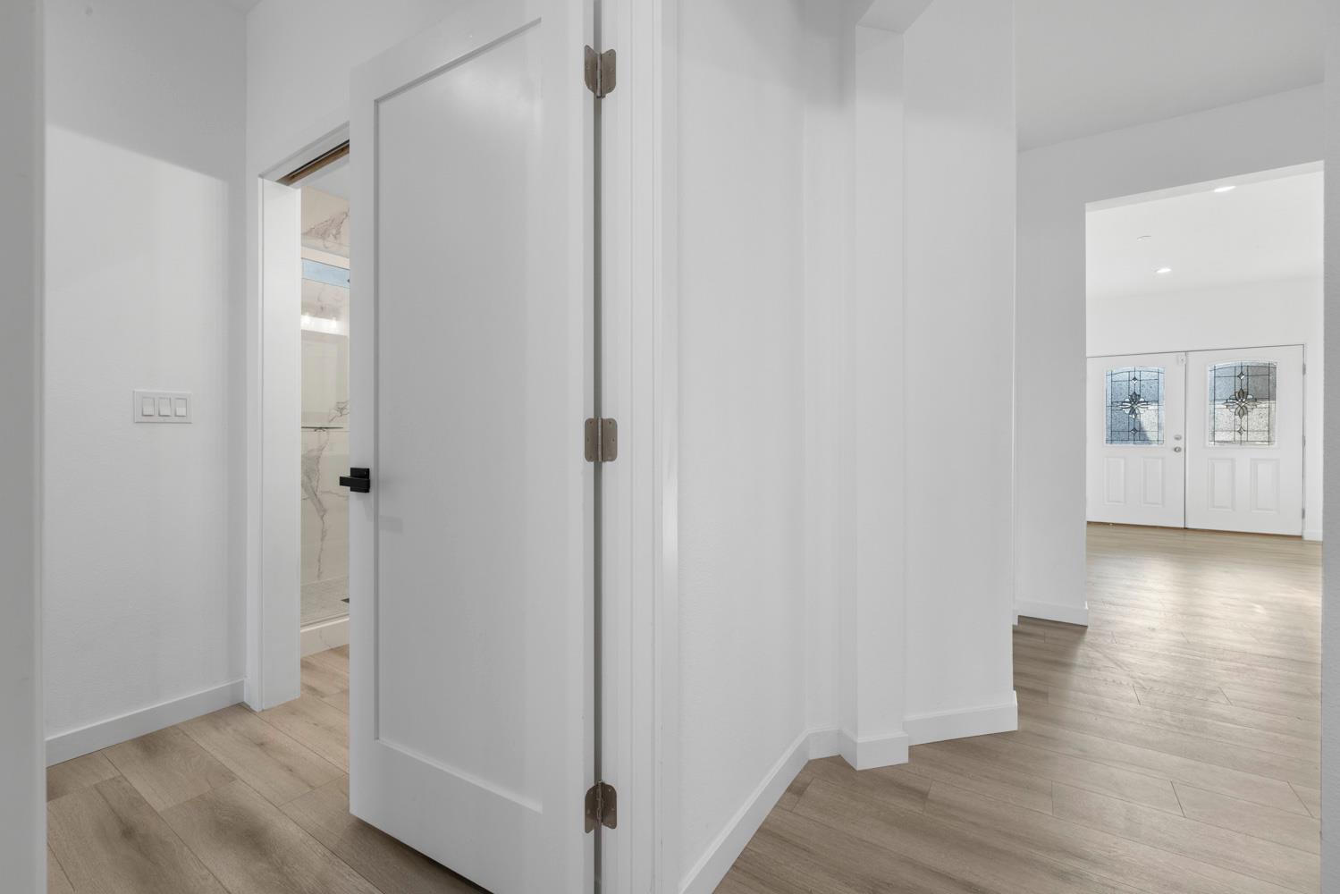 1121 Crater Ave, Modesto, CA 95351