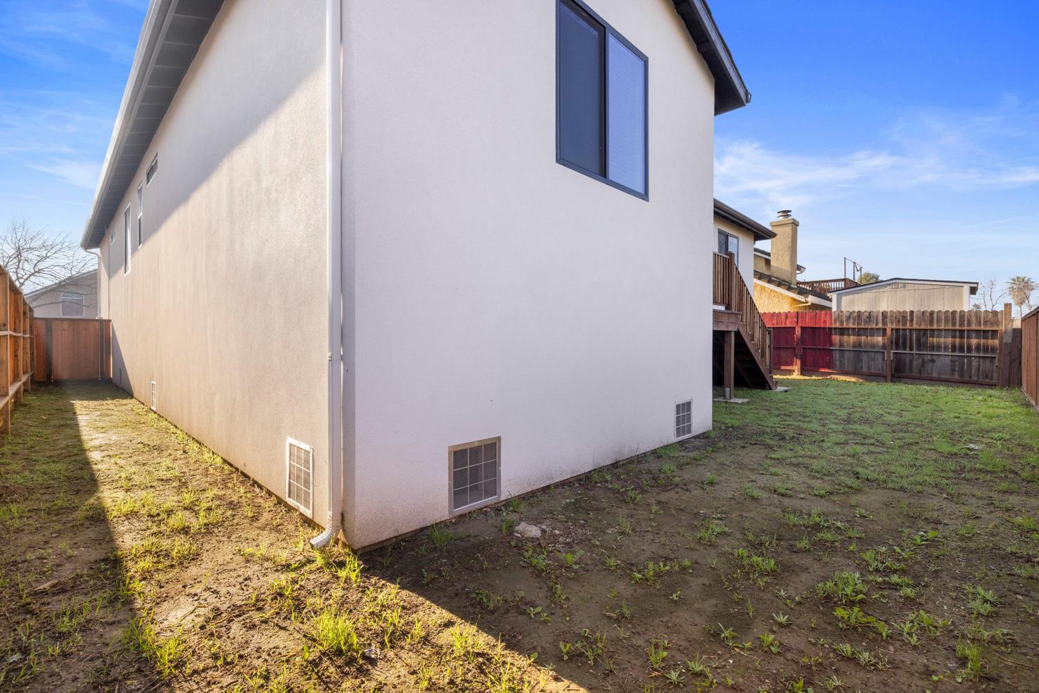 1121 Crater Ave, Modesto, CA 95351