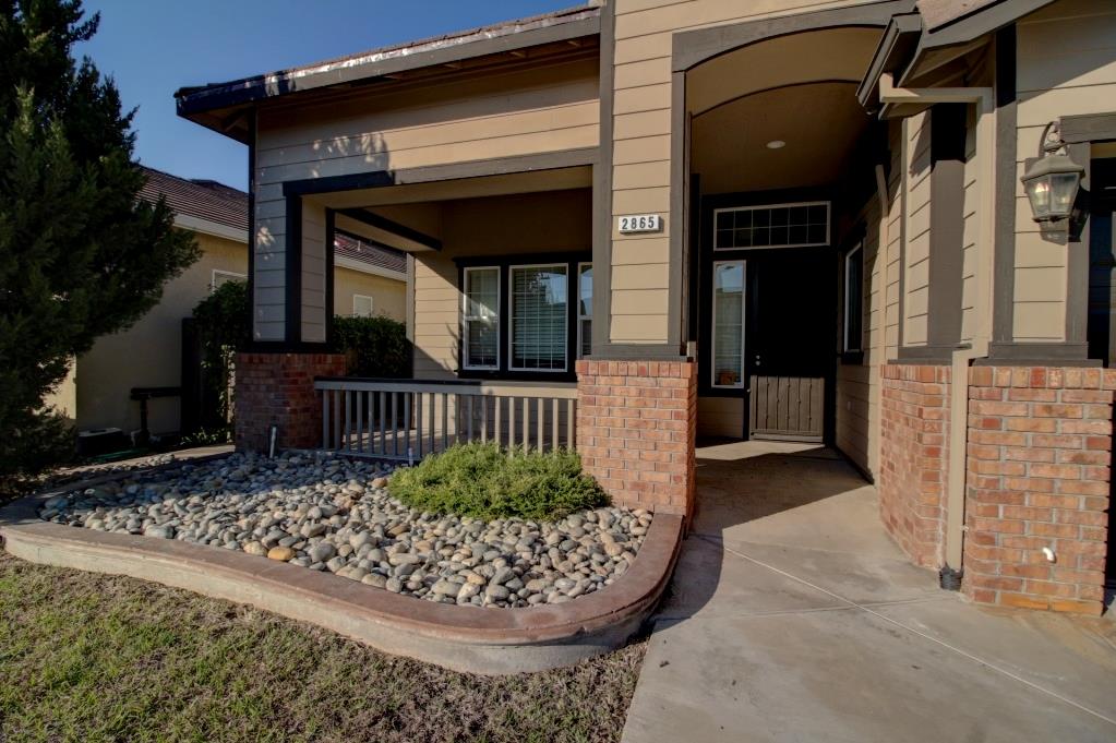 2865 Sierra Gold Ct, Riverbank, CA 95367