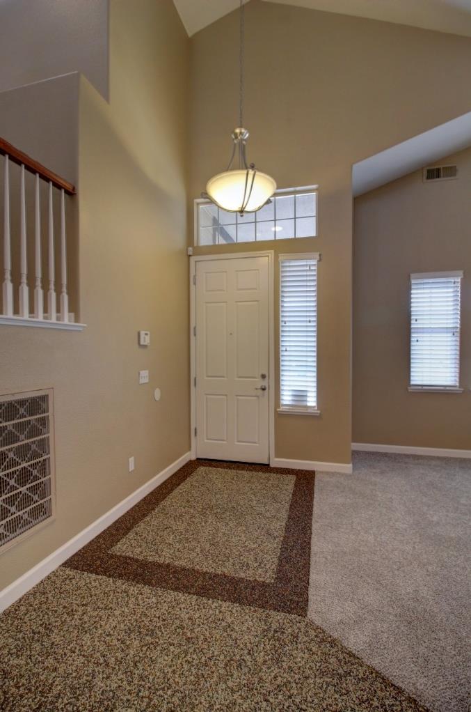 2865 Sierra Gold Ct, Riverbank, CA 95367