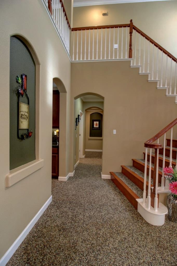 2865 Sierra Gold Ct, Riverbank, CA 95367