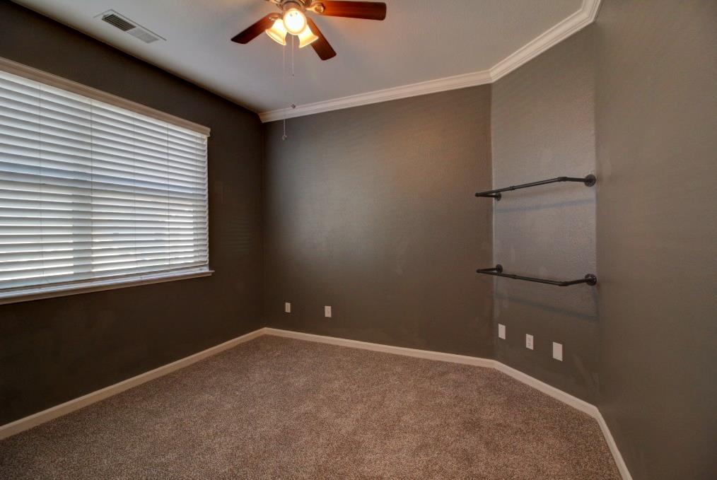 2865 Sierra Gold Ct, Riverbank, CA 95367