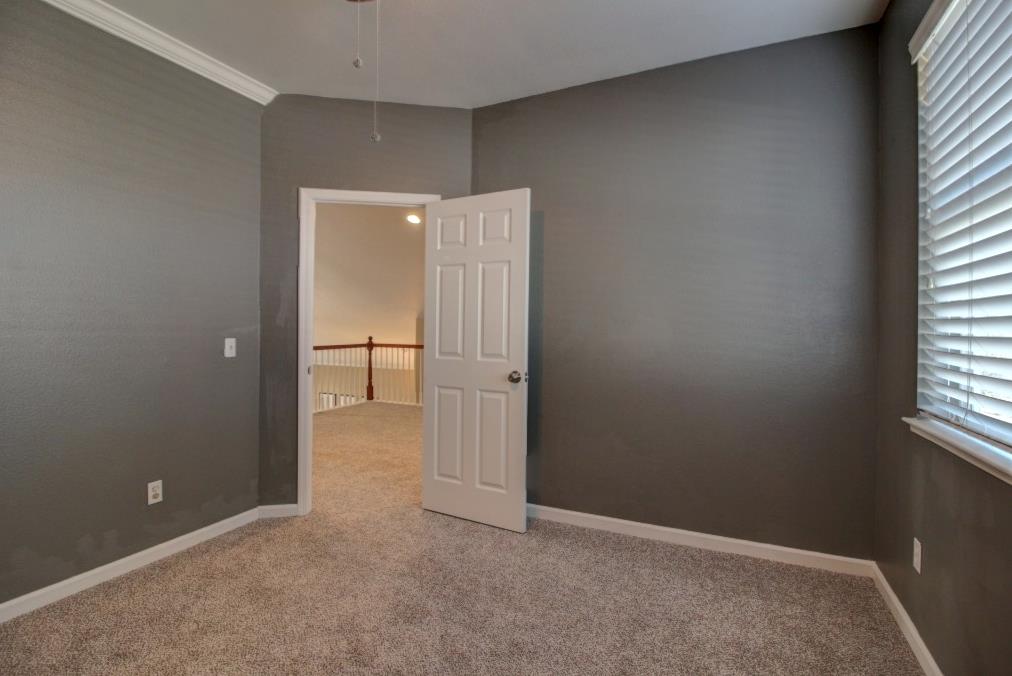 2865 Sierra Gold Ct, Riverbank, CA 95367