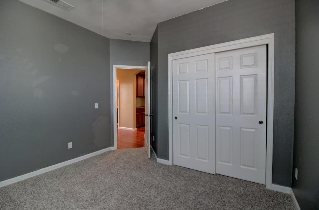 2865 Sierra Gold Ct, Riverbank, CA 95367