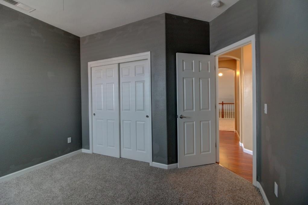 2865 Sierra Gold Ct, Riverbank, CA 95367