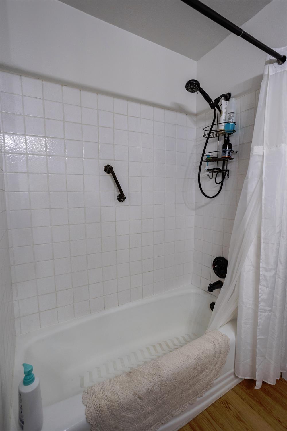 2001 Enslen Ave, Modesto, CA 95350