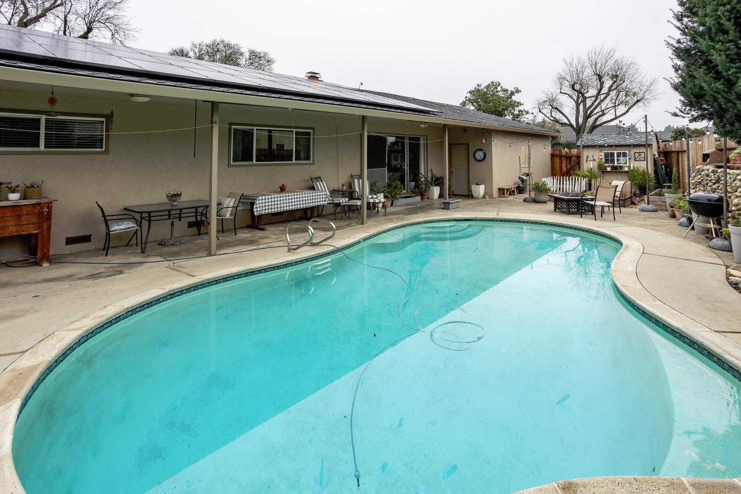 2001 Enslen Ave, Modesto, CA 95350