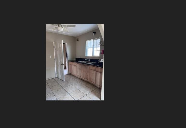 2886 Center St, Stevinson, CA 95374