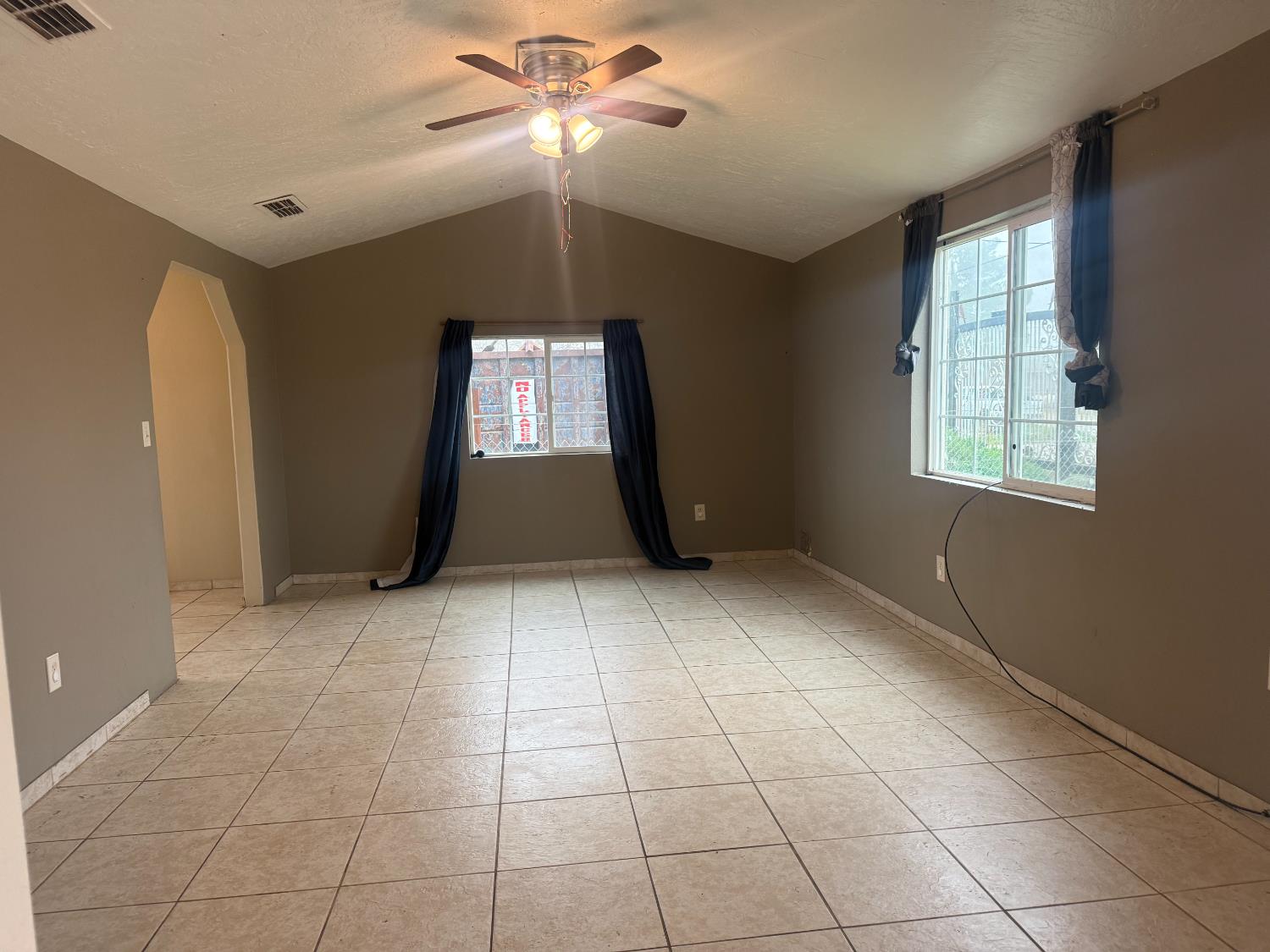 2886 Center St, Stevinson, CA 95374