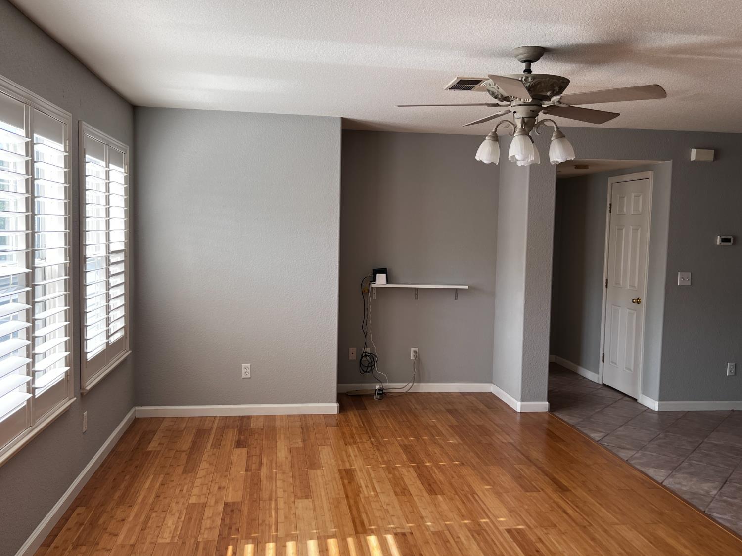 4309 Hazelnut Dr, Modesto, CA 95356