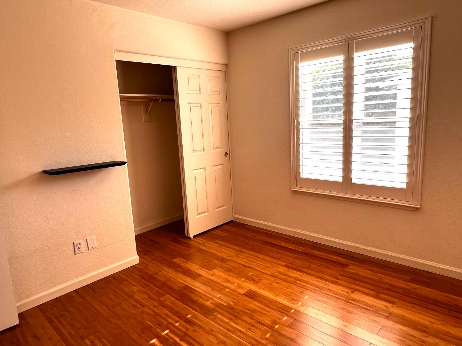 4309 Hazelnut Dr, Modesto, CA 95356