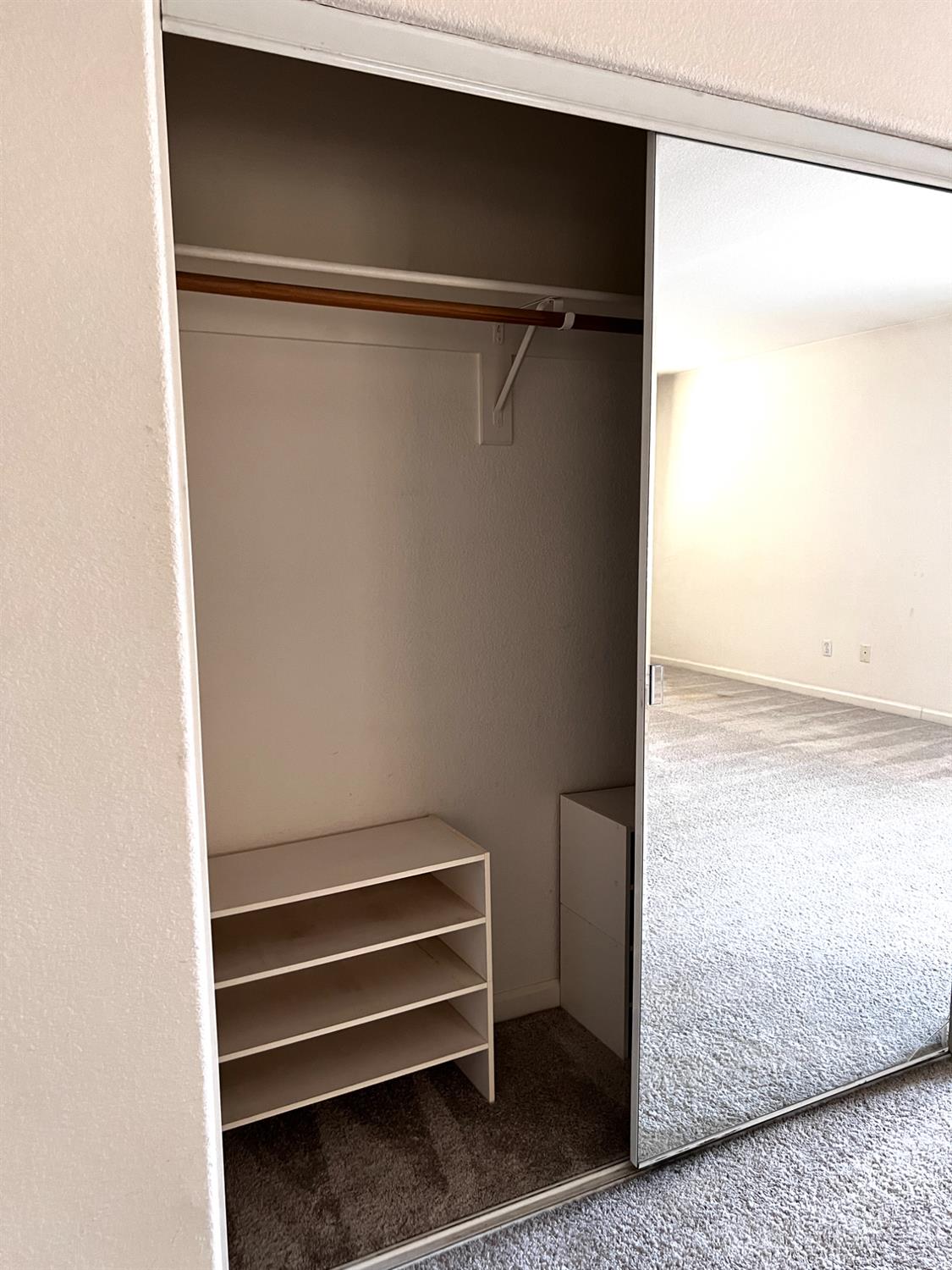 4309 Hazelnut Dr, Modesto, CA 95356