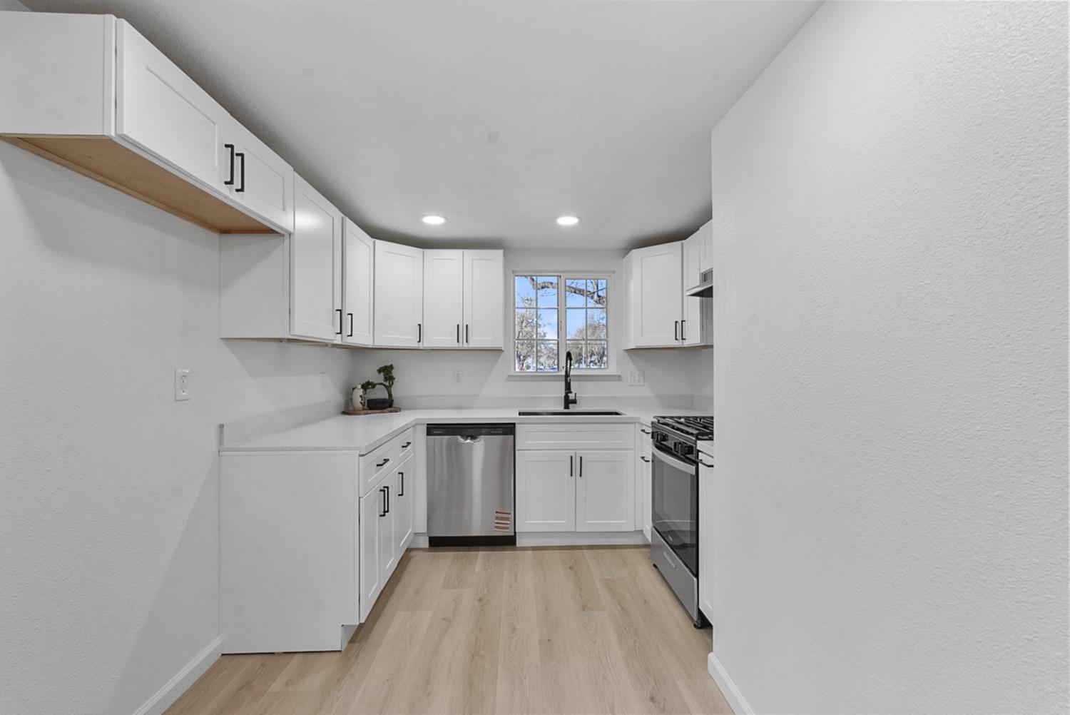 3212 Royalton Ave, Modesto, CA 95350