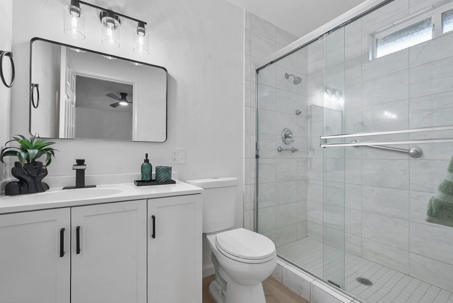 3212 Royalton Ave, Modesto, CA 95350