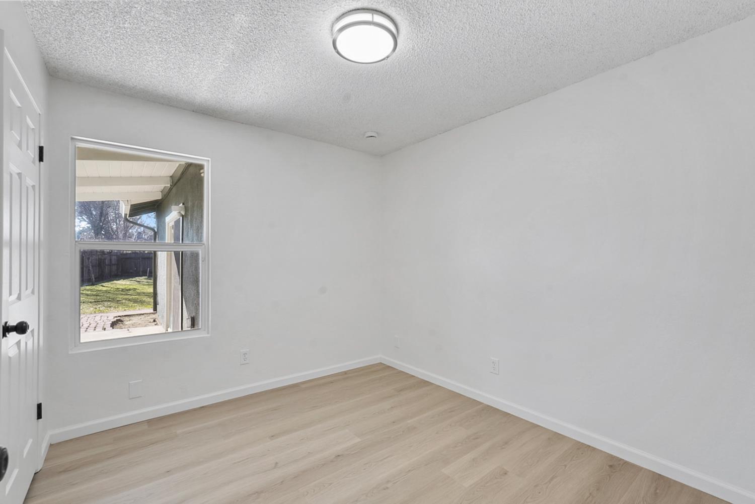 3212 Royalton Ave, Modesto, CA 95350