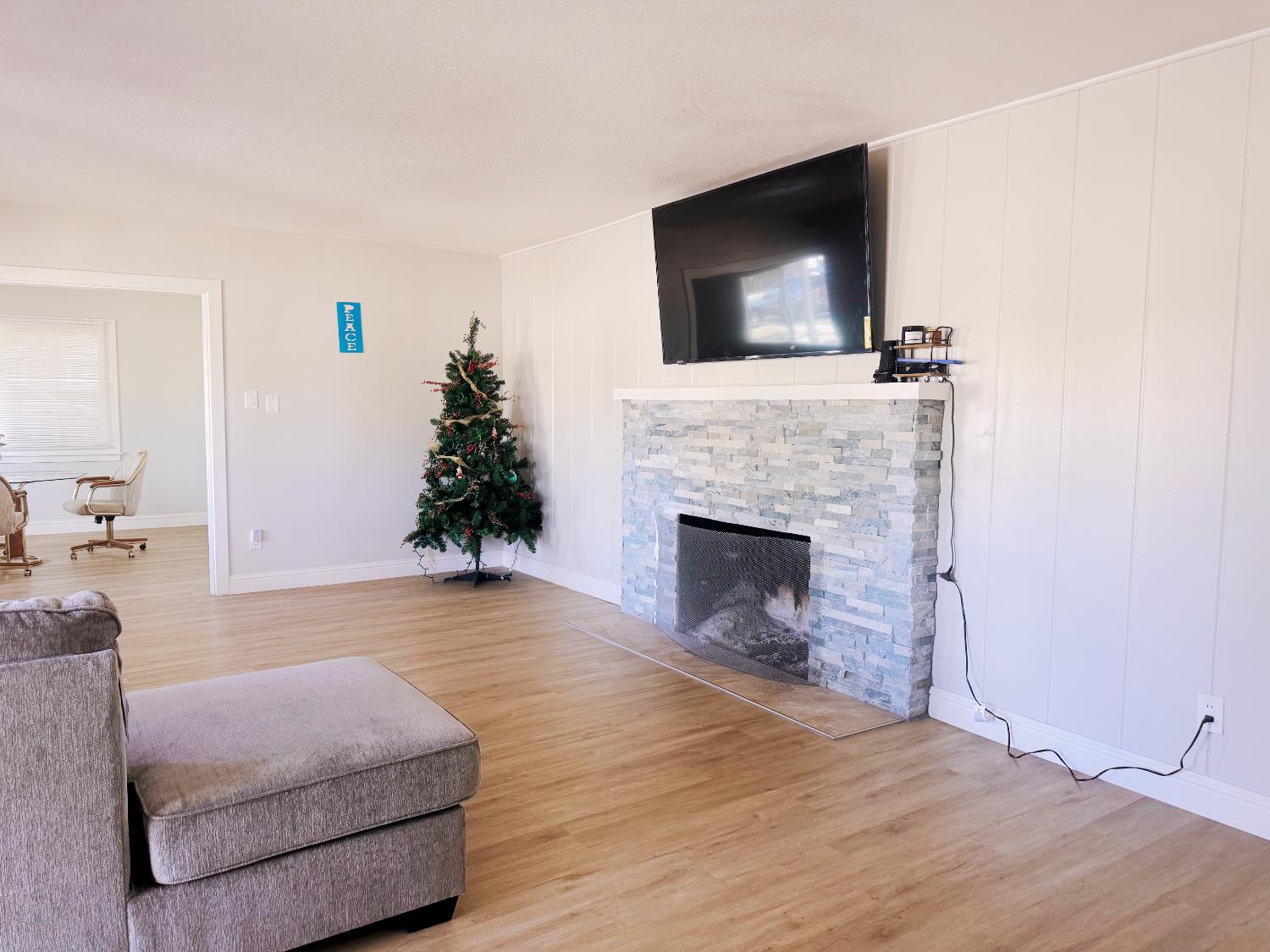 2373 Olive St, Dos Palos, CA 93620