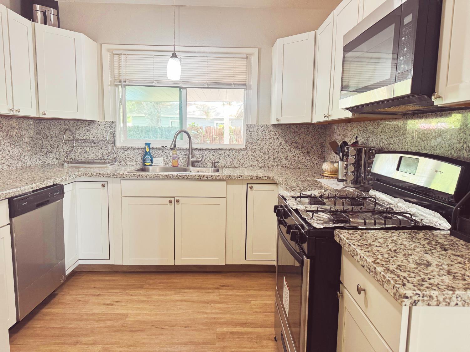 2373 Olive St, Dos Palos, CA 93620