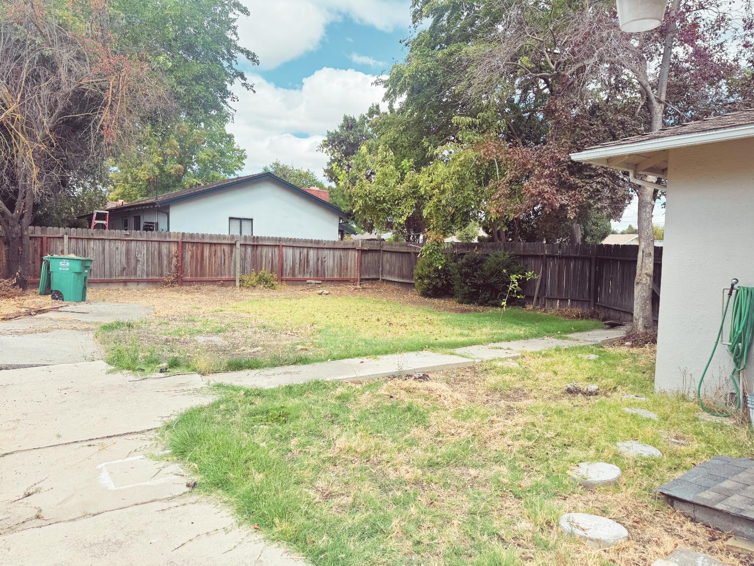 2373 Olive St, Dos Palos, CA 93620