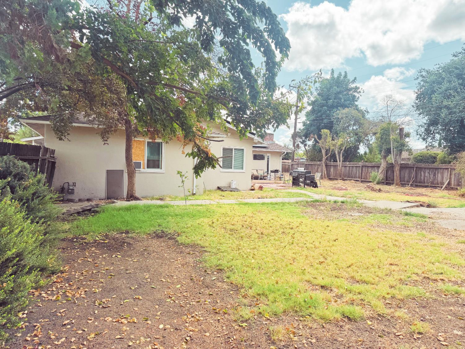 2373 Olive St, Dos Palos, CA 93620