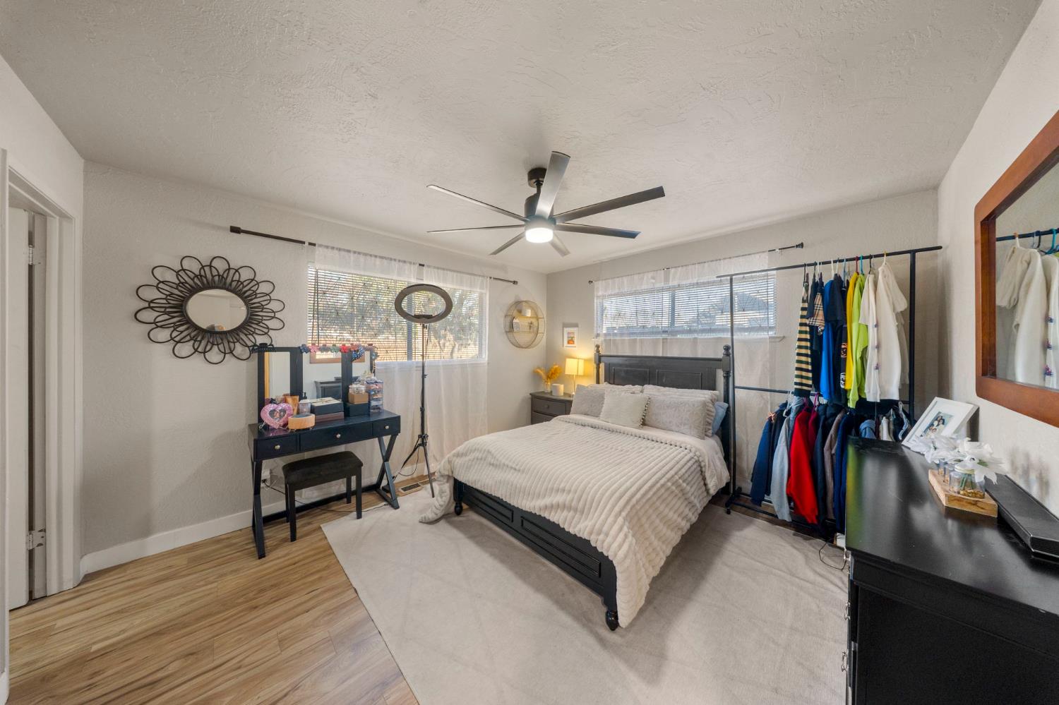 1636 Cameo Way, Modesto, CA 95350