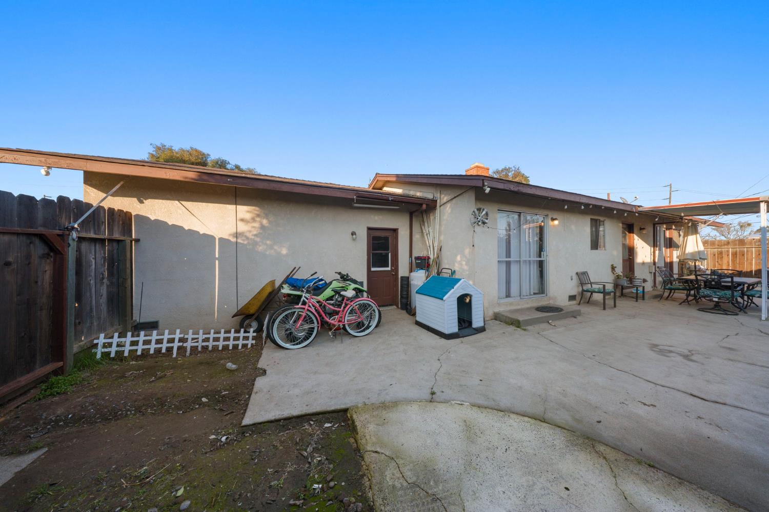 1636 Cameo Way, Modesto, CA 95350