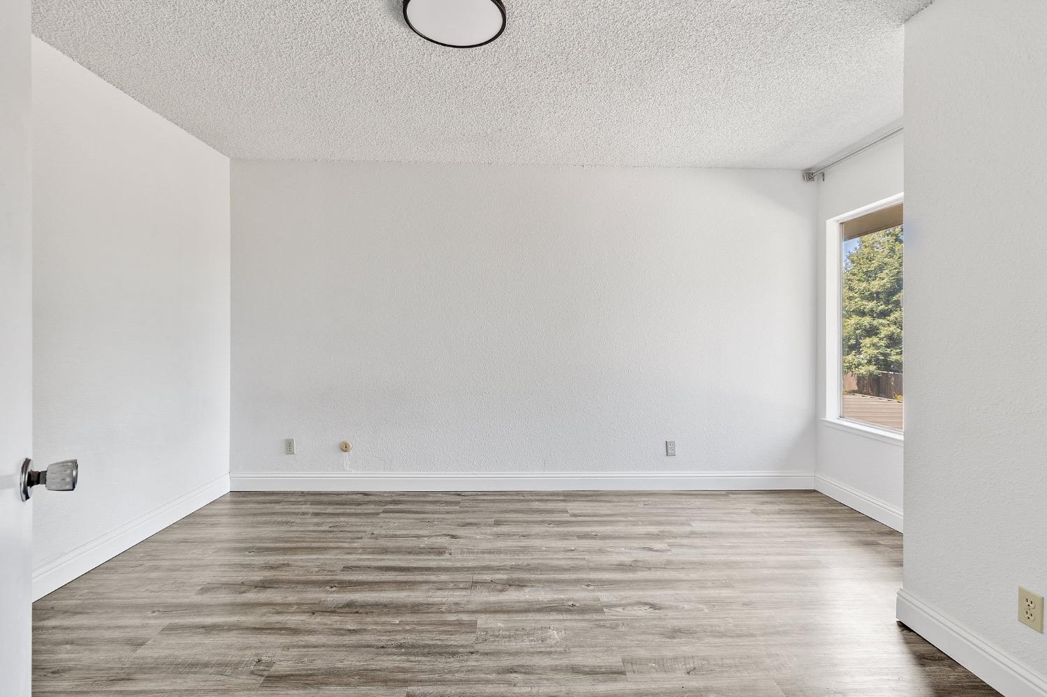 3701 Colonial Dr #164, Modesto, CA 95356