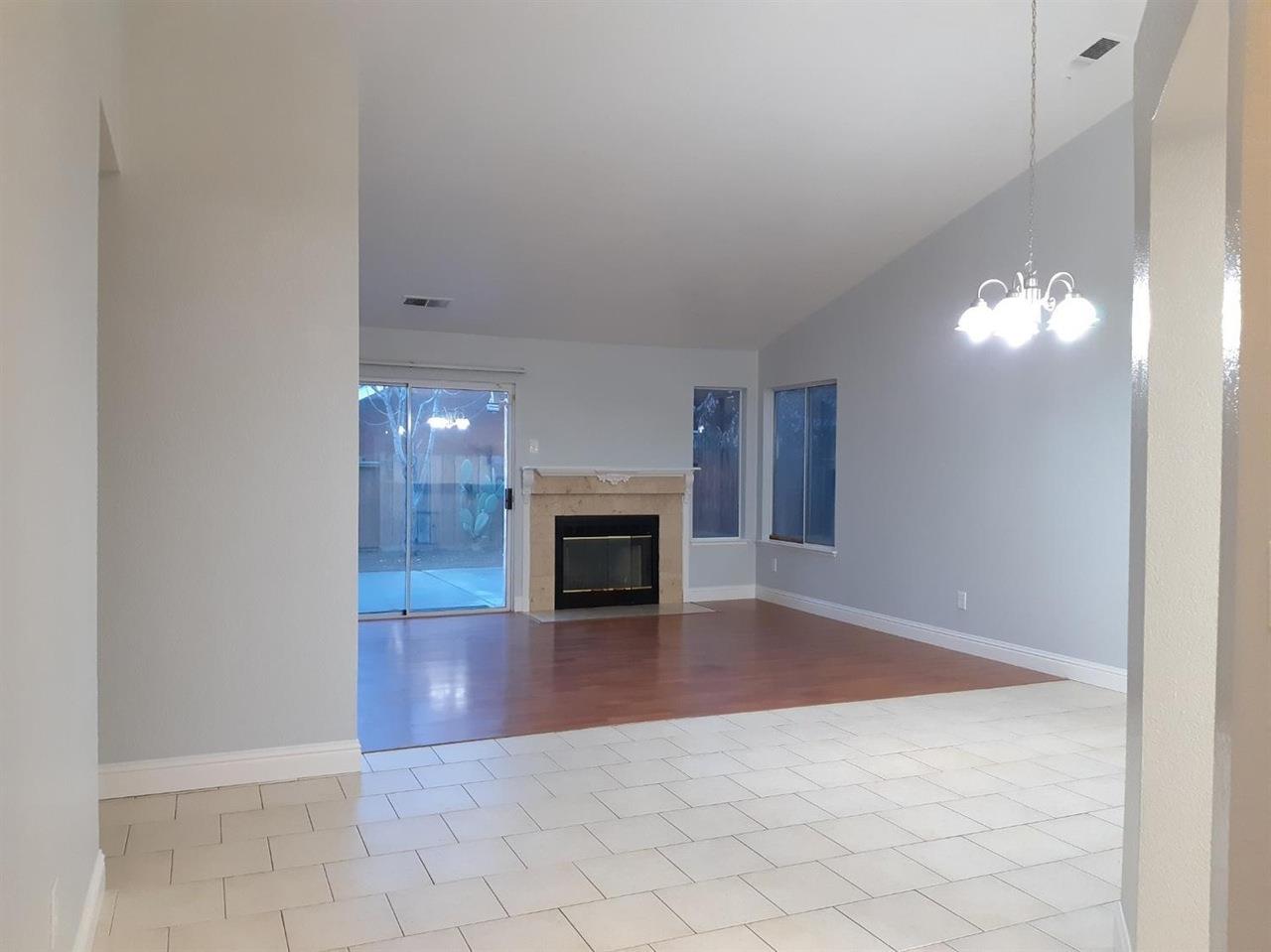 1205 Cribari Dr, Modesto, CA 95358