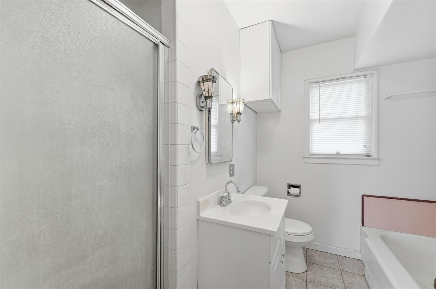 1127 W 19th St, Merced, CA 95340