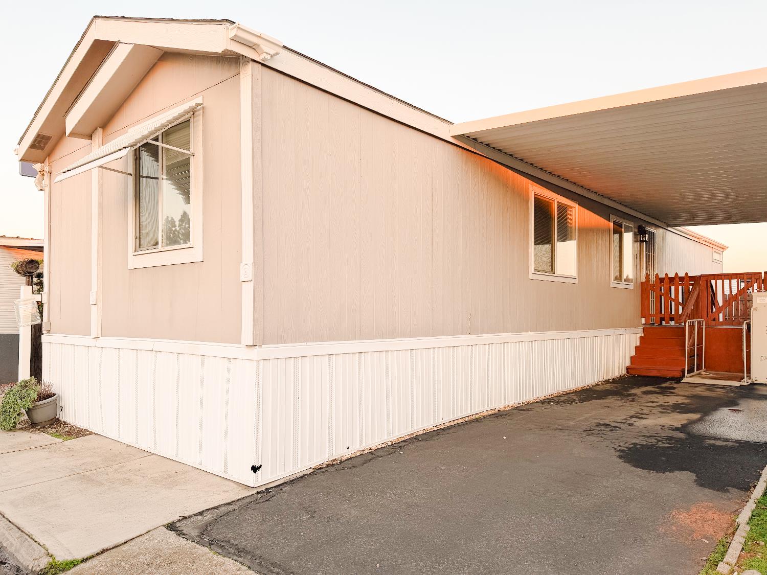 1830 E Yosemite #8, Manteca, CA 95336