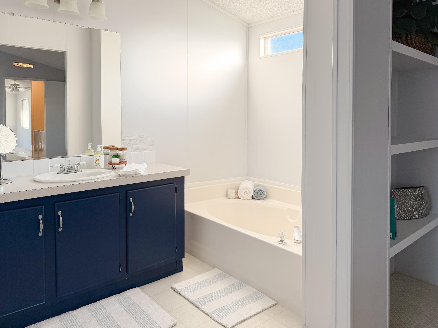 1830 E Yosemite #8, Manteca, CA 95336