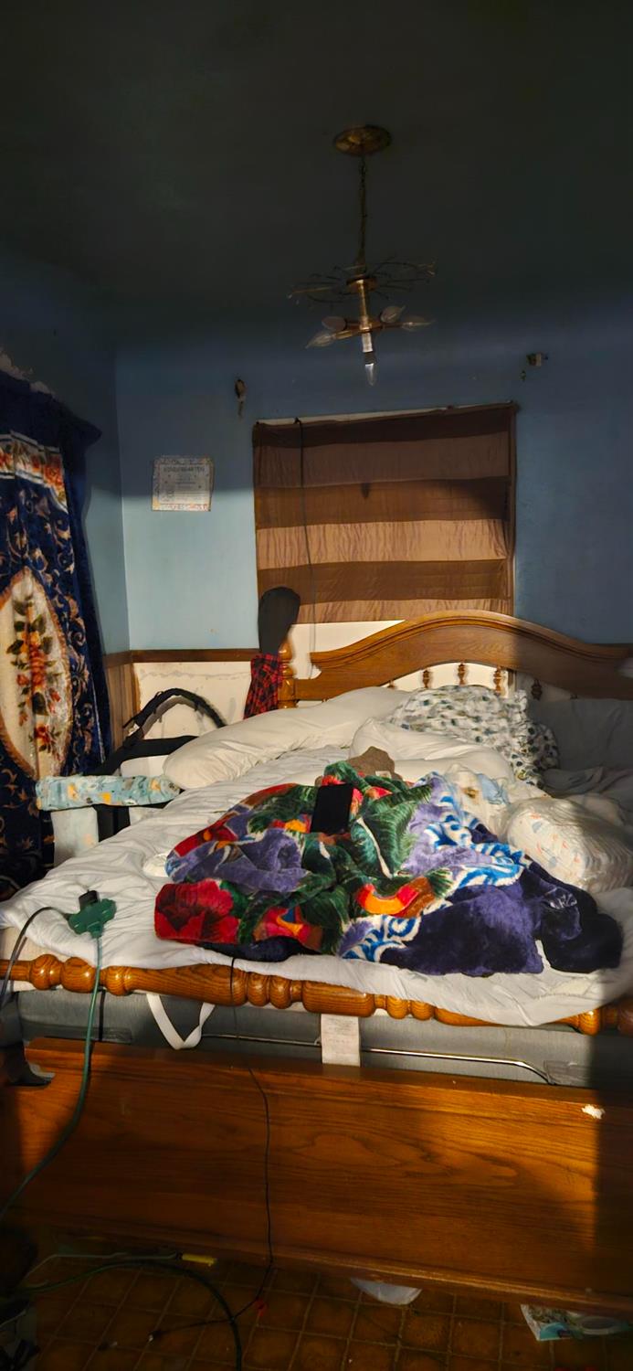 832 W 9th St, Merced, CA 95341