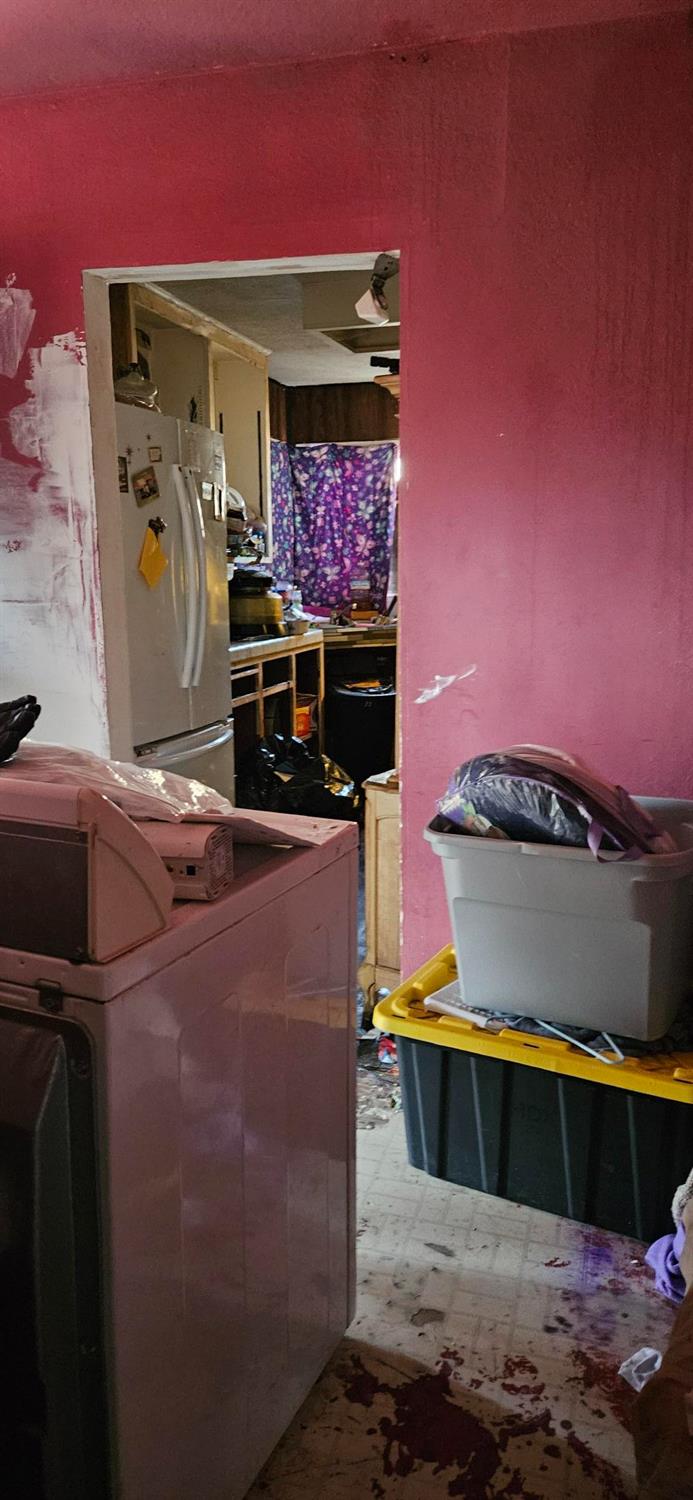 832 W 9th St, Merced, CA 95341